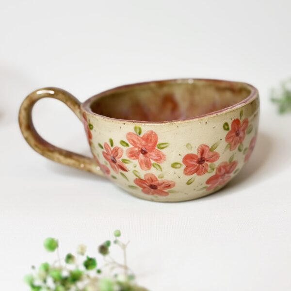 Filiżanka ceramiczna w kwiaty 250 ml