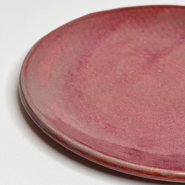 Talerz ceramiczny różowy