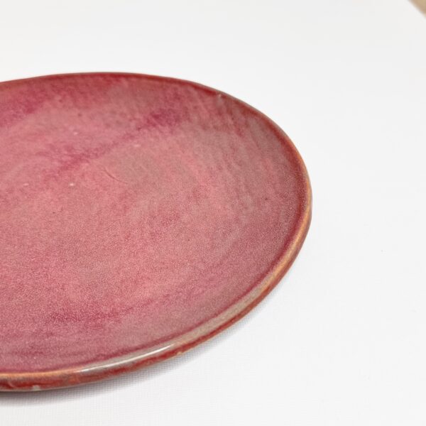 Talerz ceramiczny różowy